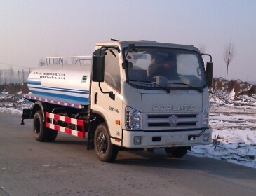 HWK5070GSS型洒水车获客户认可，助力汽车物流高效发展
