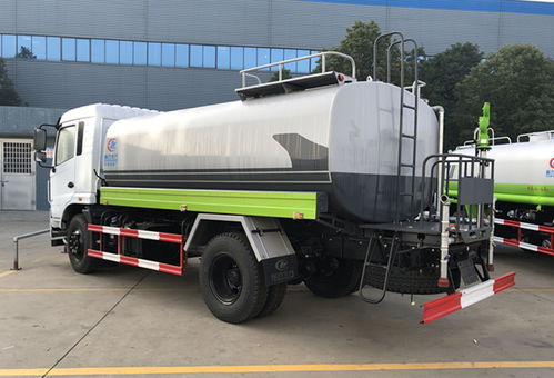 国六东风D3新款洒水车产品详情 高效环保的常规洒水车及汽车物流方案